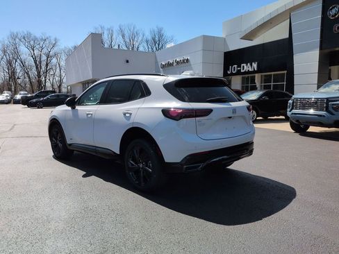 New 2026 Buick Envision Sport Touring AWD/4WD image 7