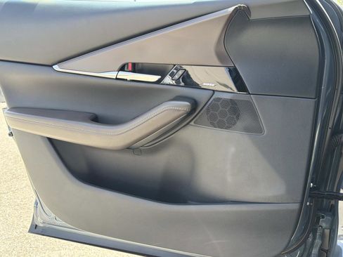 Used 2025 MAZDA CX-30 2.5 Turbo w/ Premium Plus Pkg image 18