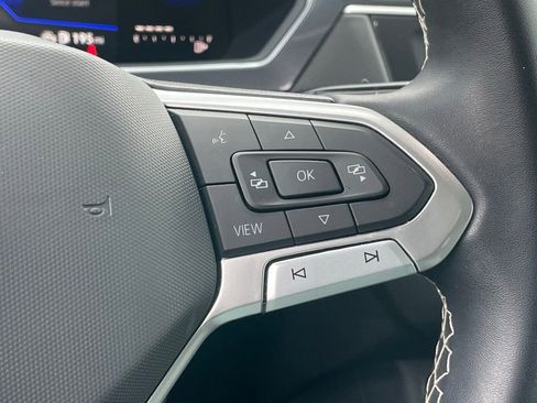 Certified 2023 Volkswagen Atlas SE image 16