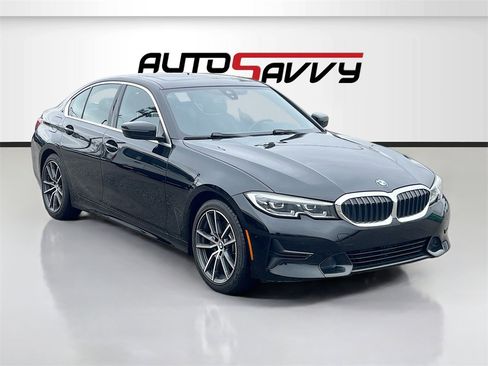 Used 2021 BMW 330i Sedan image 1