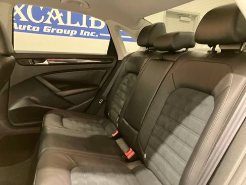Used 2014 Volkswagen Passat TDI SEL Premium FWD image 38