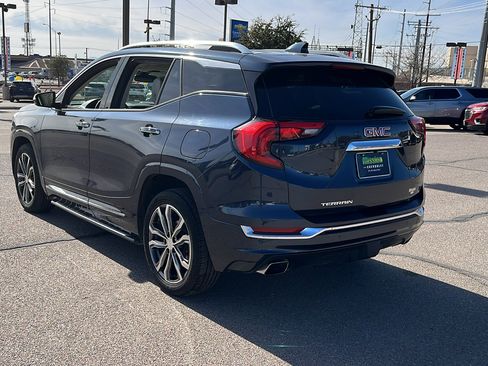 Used 2018 GMC Terrain Denali w/ Advanced Safety Package image 6