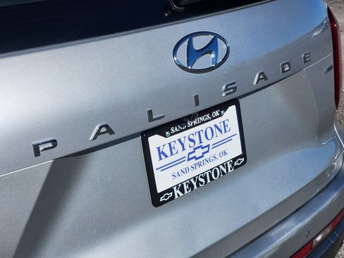 Used 2024 Hyundai Palisade SE image 11