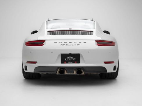 Used 2018 Porsche 911 Carrera image 4