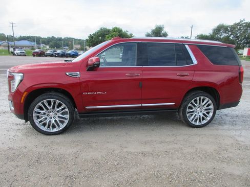 New 2026 GMC Yukon Denali w/ Denali Reserve Package AWD/4WD image 7