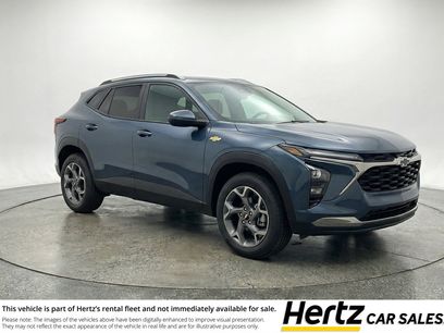 Used 2025 Chevrolet Trax LT