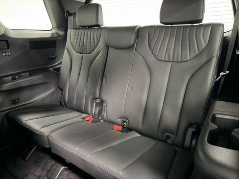 Used 2024 Hyundai Palisade Limited image 23