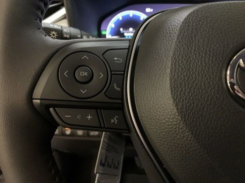 New 2025 Toyota RAV4 Limited image 25