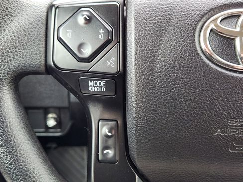 Used 2021 Toyota Tacoma SR image 21