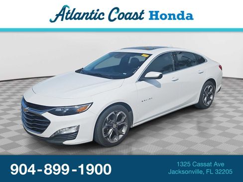 Used 2024 Chevrolet Malibu LT FWD image 1
