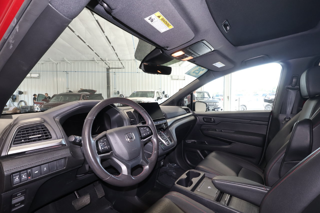 Used 2025 Honda Odyssey Sport-L image 9