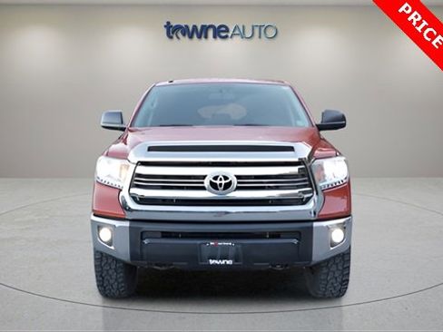 Used 2016 Toyota Tundra SR5 image 8
