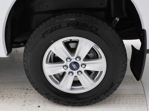 Used 2018 Ford F150 XL w/ Equipment Group 101A Mid image 13