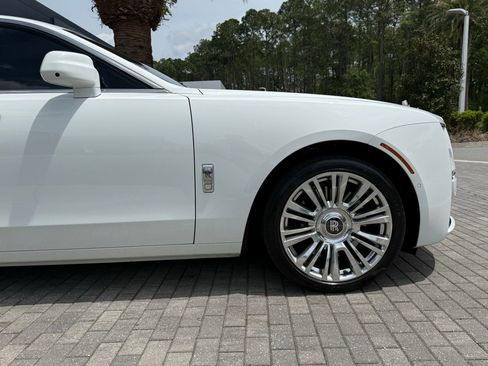 Used 2022 Rolls-Royce Ghost image 6