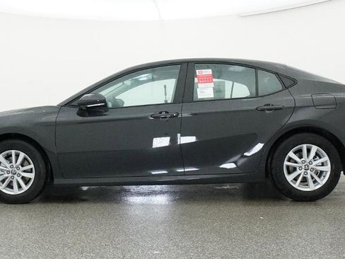 New 2026 Toyota Camry LE FWD image 32