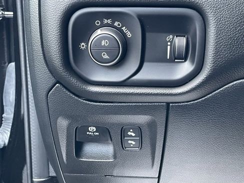 Used 2024 RAM 1500 Big Horn image 33