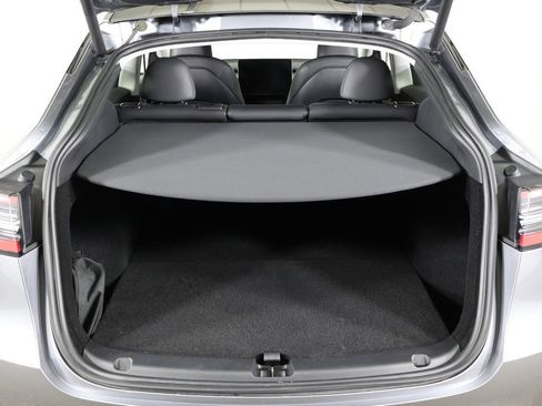 Used 2024 Tesla Model Y Long Range image 20