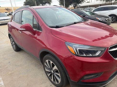 Used 2019 Buick Encore Essence image 4