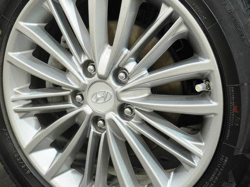 Used 2020 Hyundai Kona SEL FWD image 13