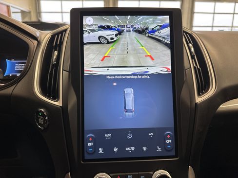 Used 2024 Ford Edge SEL w/ Convenience Package image 34