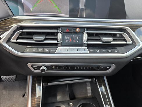 Used 2019 BMW X5 xDrive40i w/ Premium Package 2 image 21