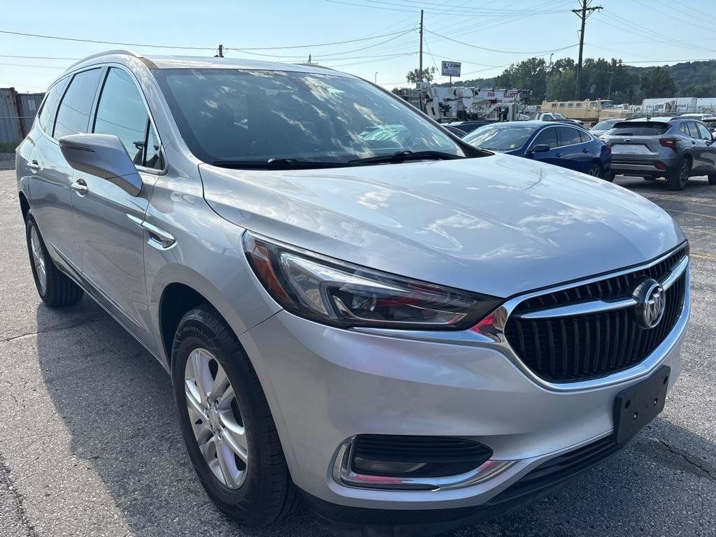 Used 2019 Buick Enclave Essence FWD image 4