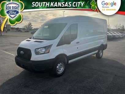 New 2025 Ford Transit 250 148 Medium Roof w/ Load Area Protection Package
