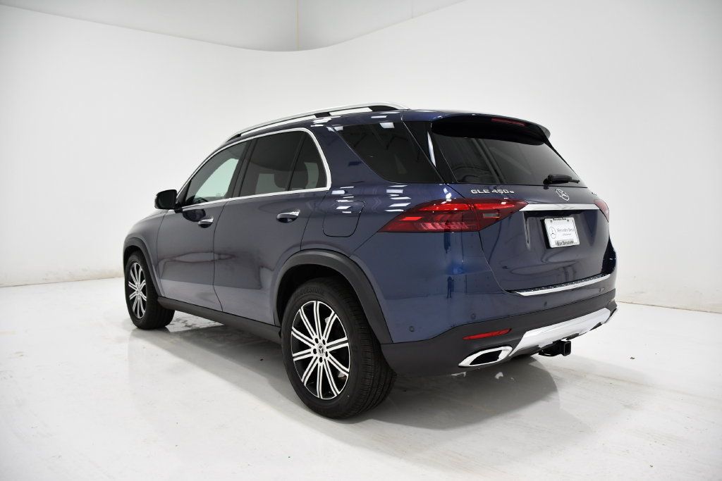 Used 2025 Mercedes-Benz GLE 450e 4MATIC image 3