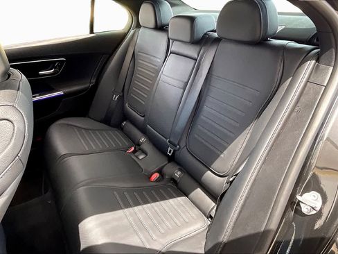 Used 2023 Mercedes-Benz C 300 Sedan image 19