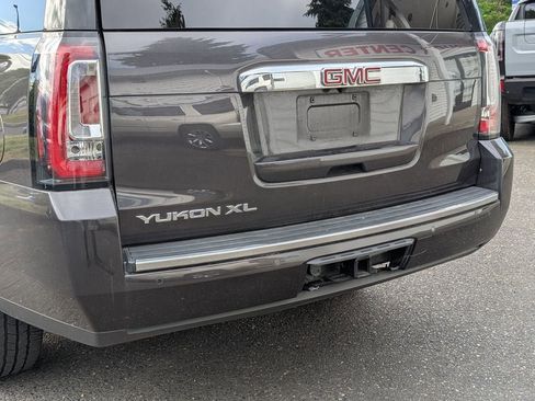 Used 2016 GMC Yukon XL Denali w/ Open Road Package AWD/4WD image 51