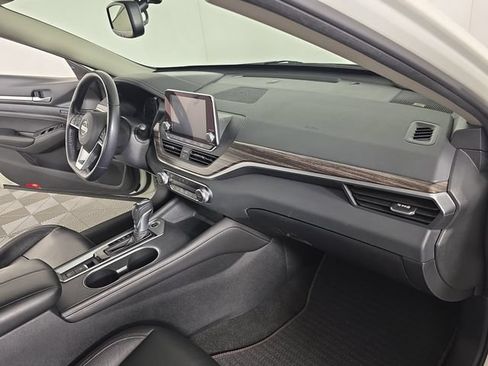 Used 2019 Nissan Altima 2.5 Platinum FWD image 19
