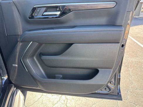 Certified 2025 Chevrolet Tahoe Premier image 14