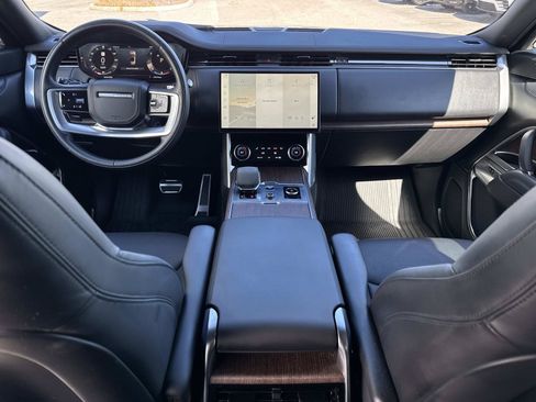 Certified 2023 Land Rover Range Rover SE AWD/4WD image 16
