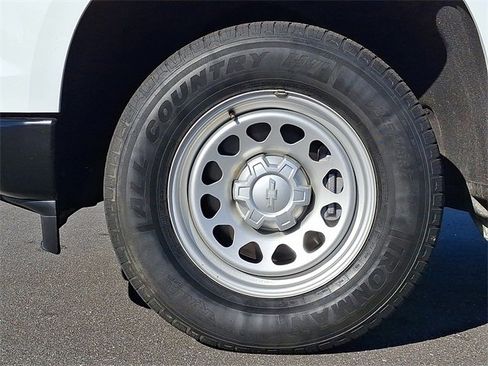 Used 2022 Chevrolet Silverado 1500 W/T w/ WT Value Package image 8