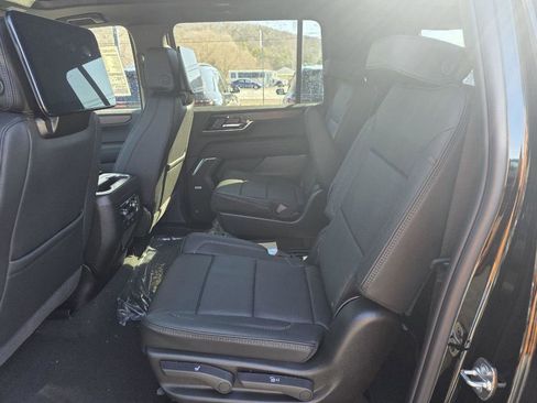 New 2026 GMC Yukon XL Denali AWD/4WD image 27