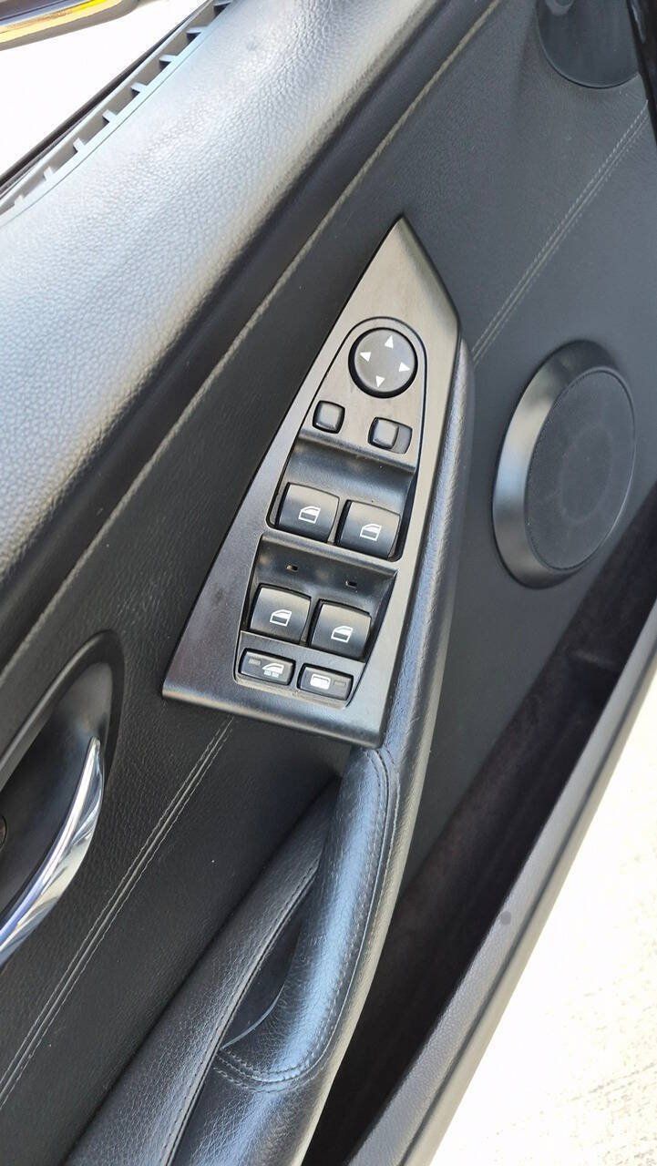 Used 2008 BMW 650i Convertible RWD image 39