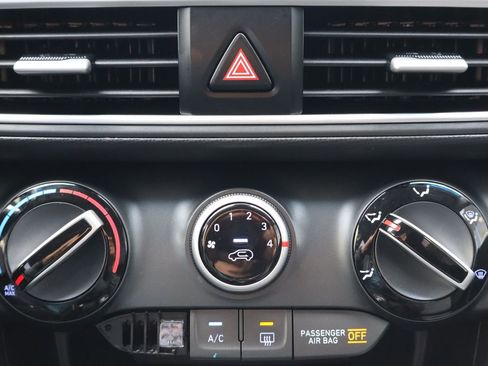 Used 2021 Hyundai Kona SEL Plus w/ Cargo Package image 19