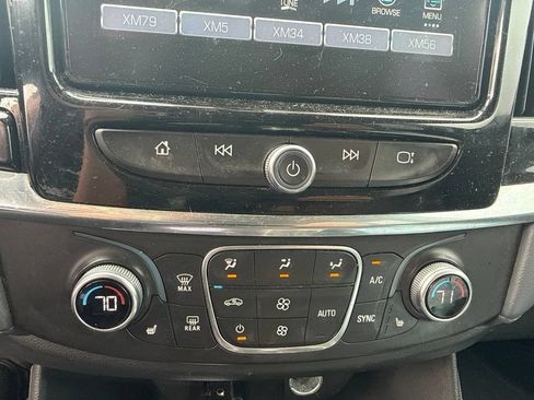 Used 2018 Chevrolet Traverse LT AWD/4WD image 23