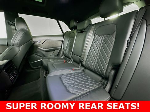Used 2022 Audi SQ8 Premium Plus image 11