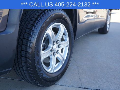 Used 2019 GMC Acadia SLE image 9