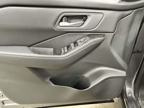 New 2026 Nissan Rogue SV image 12