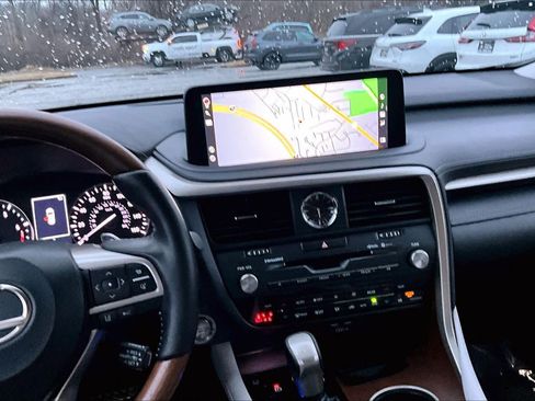 Used 2021 Lexus RX 350L Premium w/ Premium Package image 7