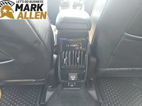 Used 2025 Jeep Compass Trailhawk AWD/4WD image 20