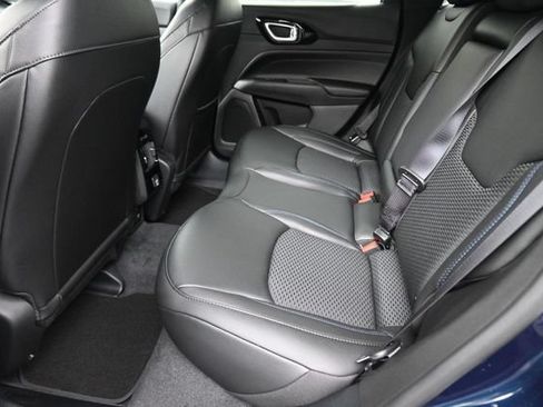 New 2026 Jeep Compass Latitude AWD/4WD image 27