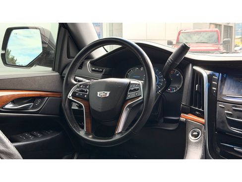 Used 2016 Cadillac Escalade Premium AWD/4WD image 18