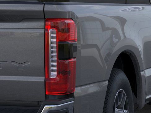 New 2026 Ford F350 Lariat image 21