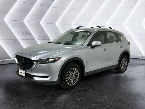 Used 2018 MAZDA CX-5 Sport w/ I-ACTIVSENSE Package image 3