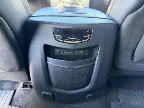 Used 2020 Cadillac Escalade ESV Platinum AWD/4WD image 15