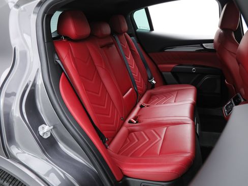 Certified 2023 Maserati Grecale Modena AWD/4WD image 14