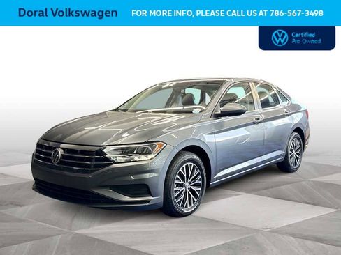 Certified 2021 Volkswagen Jetta SE w/ SE Cold Weather Package FWD image 1